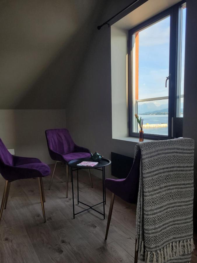 Single Elegant Room I Sentrum- Sea View Ålesund Extérieur photo